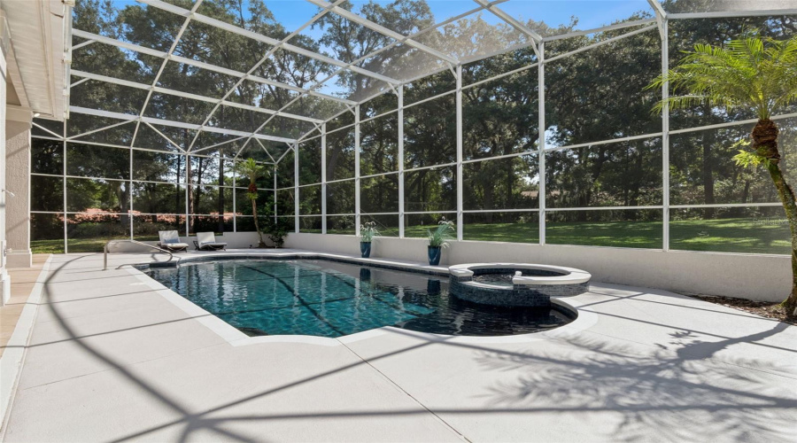 Longwood, Florida 32779, 5 Bedroom Bedrooms, ,5 Bathroombathrooms,Residential,For Sale,Sweetwater Club,0,Mfro6432120