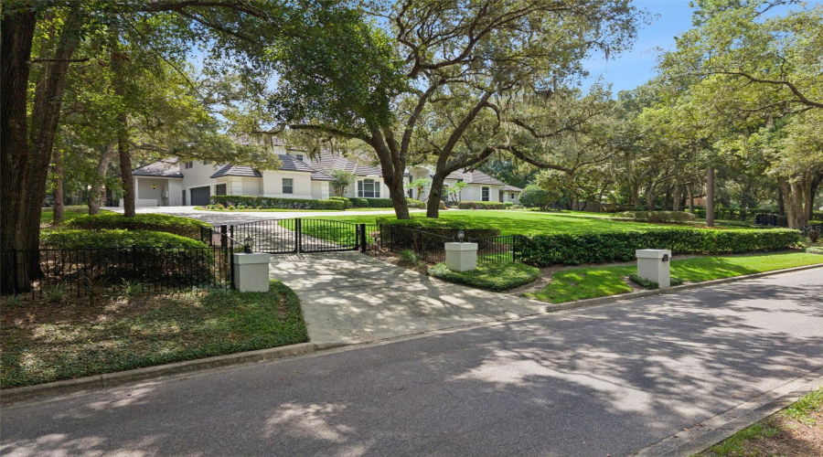 Longwood, Florida 32779, 5 Bedroom Bedrooms, ,5 Bathroombathrooms,Residential,For Sale,Sweetwater Club,0,Mfro6432120