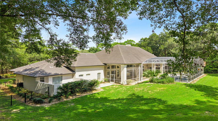 Longwood, Florida 32779, 5 Bedroom Bedrooms, ,5 Bathroombathrooms,Residential,For Sale,Sweetwater Club,0,Mfro6432120