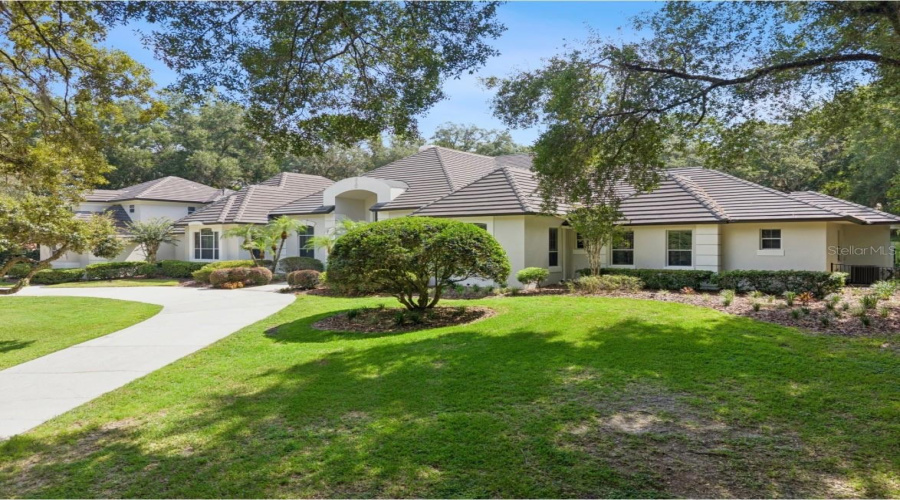 Longwood, Florida 32779, 5 Bedroom Bedrooms, ,5 Bathroombathrooms,Residential,For Sale,Sweetwater Club,0,Mfro6432120