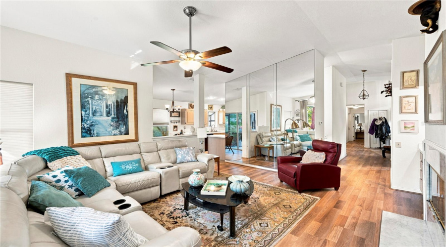 Oldsmar, Florida 34677, 3 Bedroom Bedrooms, ,2 Bathroombathrooms,Residential,For Sale,Riverdale,0,Mfrtb8521939