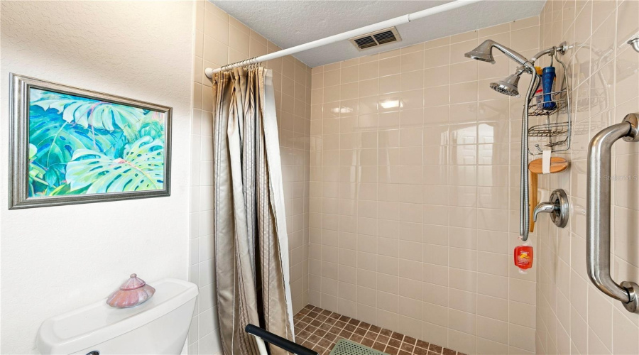 Oldsmar, Florida 34677, 3 Bedroom Bedrooms, ,2 Bathroombathrooms,Residential,For Sale,Riverdale,0,Mfrtb8521939