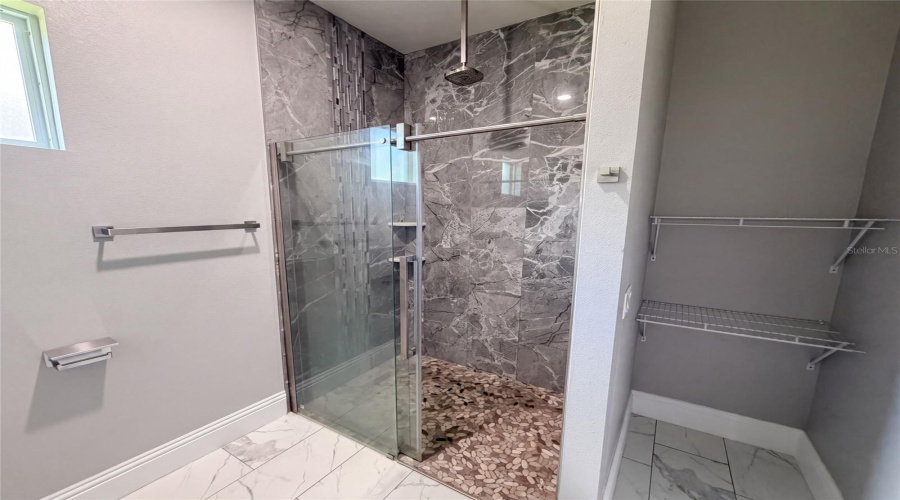 Orlando, Florida 32833, 4 Bedroom Bedrooms, ,3 Bathroombathrooms,Residential,For Sale,Racine,0,Mfro6434004