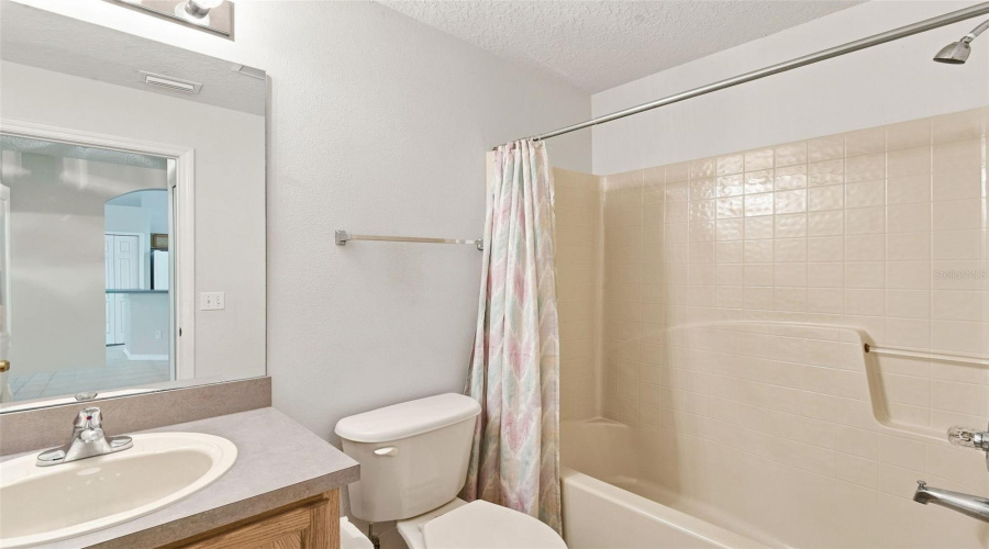 Deland, Florida 32724, 3 Bedroom Bedrooms, ,2 Bathroombathrooms,Residential,For Sale,Benton Lake,0,Mfrns1088885