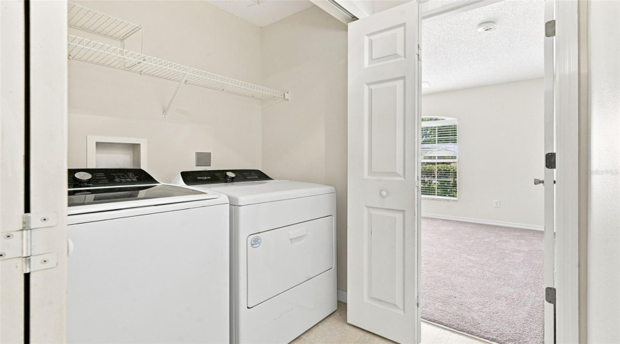 Deland, Florida 32724, 3 Bedroom Bedrooms, ,2 Bathroombathrooms,Residential,For Sale,Benton Lake,0,Mfrns1088885
