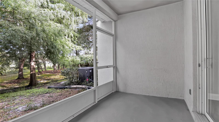 Lake Mary, Florida 32746, 2 Bedroom Bedrooms, ,2 Bathroombathrooms,Residential,For Sale,Vineland,0,Mfro6428047