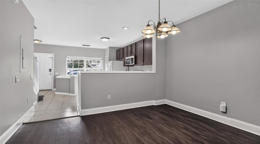 Lake Mary, Florida 32746, 2 Bedroom Bedrooms, ,2 Bathroombathrooms,Residential,For Sale,Vineland,0,Mfro6428047