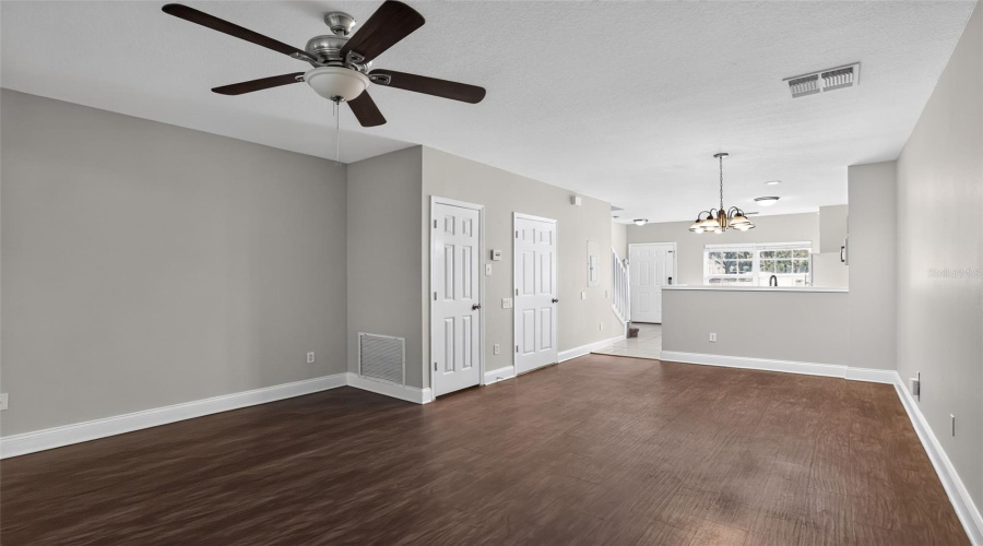 Lake Mary, Florida 32746, 2 Bedroom Bedrooms, ,2 Bathroombathrooms,Residential,For Sale,Vineland,0,Mfro6428047