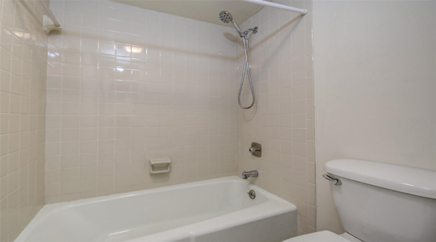 Gulfport, Florida 33707, 2 Bedroom Bedrooms, ,2 Bathroombathrooms,Residential,For Sale,Pelican Bay,0,Mfrtb8402992