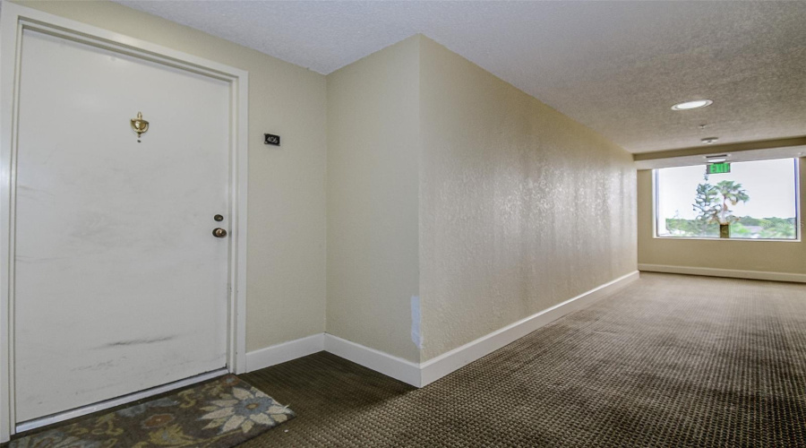 Gulfport, Florida 33707, 2 Bedroom Bedrooms, ,2 Bathroombathrooms,Residential,For Sale,Pelican Bay,0,Mfrtb8402992