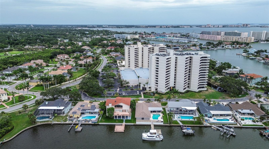 Gulfport, Florida 33707, 2 Bedroom Bedrooms, ,2 Bathroombathrooms,Residential,For Sale,Pelican Bay,0,Mfrtb8402992