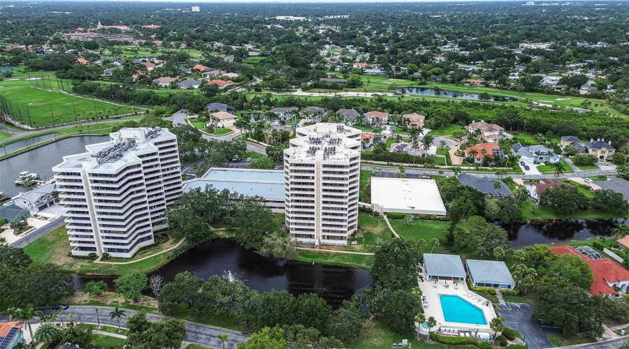Gulfport, Florida 33707, 2 Bedroom Bedrooms, ,2 Bathroombathrooms,Residential,For Sale,Pelican Bay,0,Mfrtb8402992