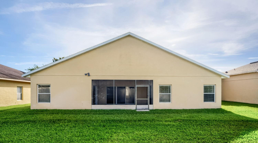 Kissimmee, Florida 34759, 3 Bedroom Bedrooms, ,2 Bathroombathrooms,Residential,For Sale,Sorrento,0,Mfro6416806
