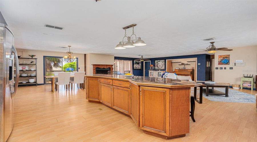 Ormond Beach, Florida 32176, 4 Bedroom Bedrooms, ,4 Bathroombathrooms,Residential,For Sale,Concord,0,Mfrv4949128