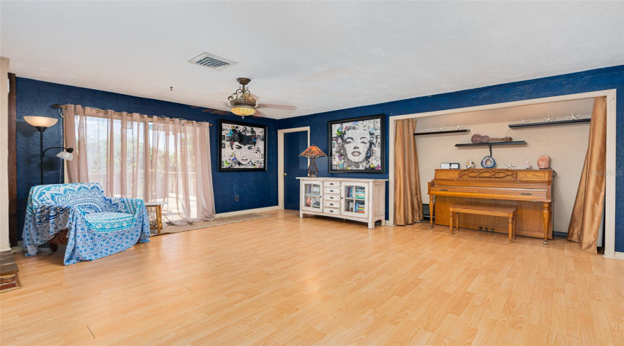 Ormond Beach, Florida 32176, 4 Bedroom Bedrooms, ,4 Bathroombathrooms,Residential,For Sale,Concord,0,Mfrv4949128