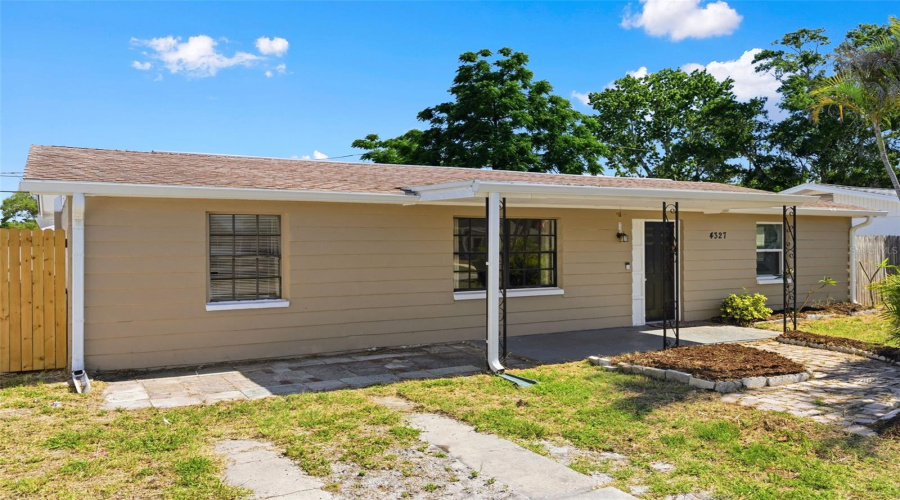 Holiday, Florida 34691, 3 Bedroom Bedrooms, ,1 Bathroombathrooms,Residential,For Sale,Beacon Square,0,Mfrtb8504670
