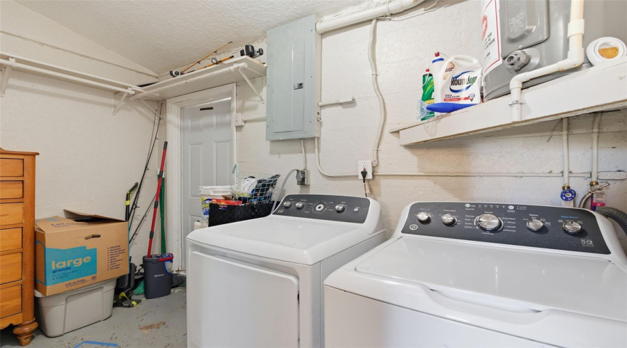 Holiday, Florida 34691, 3 Bedroom Bedrooms, ,1 Bathroombathrooms,Residential,For Sale,Beacon Square,0,Mfrtb8504670