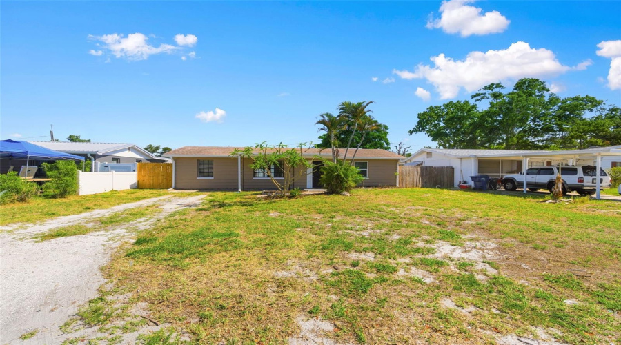 Holiday, Florida 34691, 3 Bedroom Bedrooms, ,1 Bathroombathrooms,Residential,For Sale,Beacon Square,0,Mfrtb8504670