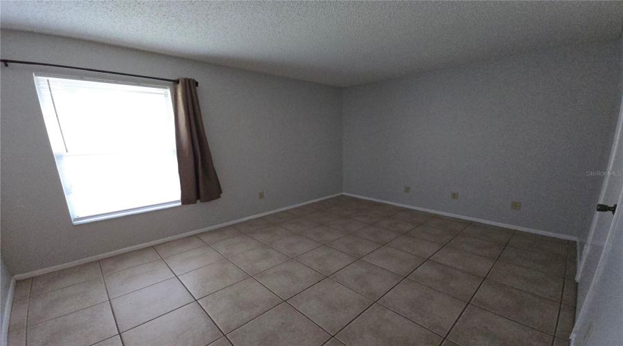 Tampa, Florida 33613, 2 Bedroom Bedrooms, ,2 Bathroombathrooms,Residential,For Sale,Tumble Wood,0,Mfrtb8337607