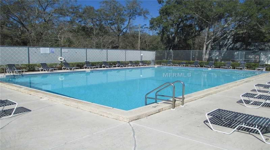 Tampa, Florida 33613, 2 Bedroom Bedrooms, ,2 Bathroombathrooms,Residential,For Sale,Tumble Wood,0,Mfrtb8337607