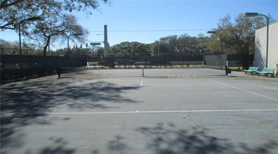 Tampa, Florida 33613, 2 Bedroom Bedrooms, ,2 Bathroombathrooms,Residential,For Sale,Tumble Wood,0,Mfrtb8337607