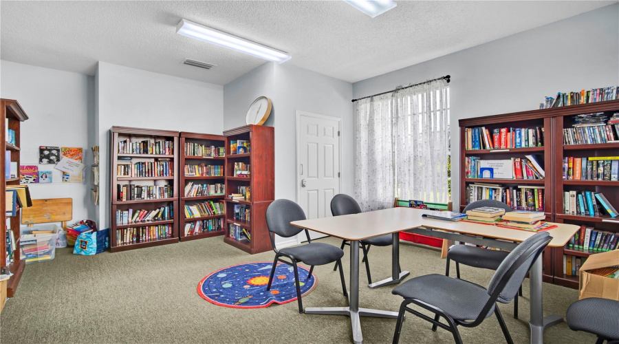 Davenport, Florida 33897, 3 Bedroom Bedrooms, ,2 Bathroombathrooms,Residential,For Sale,Casterton,0,Mfrs5155953