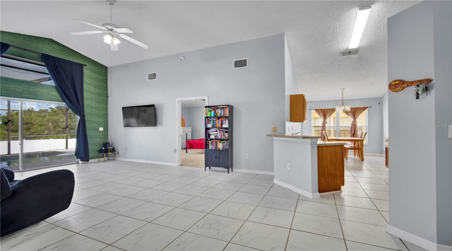 Davenport, Florida 33897, 3 Bedroom Bedrooms, ,2 Bathroombathrooms,Residential,For Sale,Casterton,0,Mfrs5155953