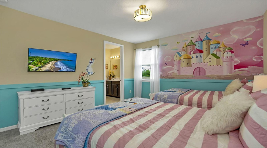 Kissimmee, Florida 34747, 9 Bedroom Bedrooms, ,6 Bathroombathrooms,Residential,For Sale,Nassau Point,0,Mfro6436445