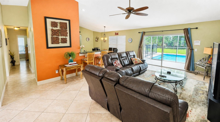 Davenport, Florida 33897, 5 Bedroom Bedrooms, ,3 Bathroombathrooms,Residential,For Sale,Belfry,0,Mfrg5116511