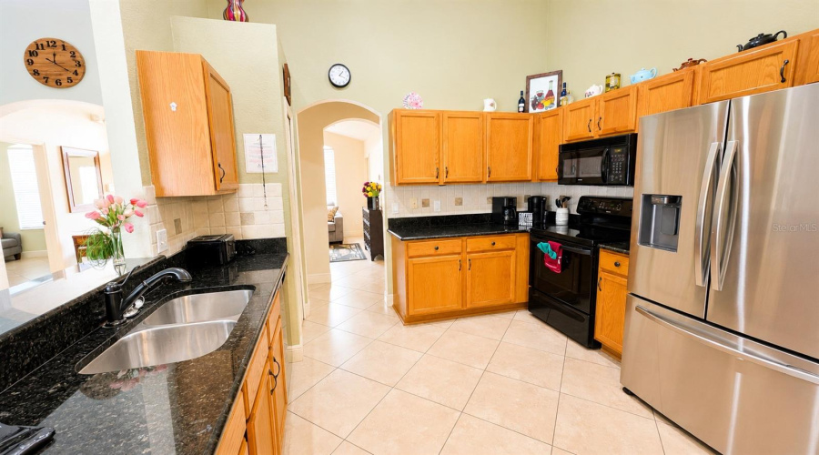 Davenport, Florida 33897, 5 Bedroom Bedrooms, ,3 Bathroombathrooms,Residential,For Sale,Belfry,0,Mfrg5116511