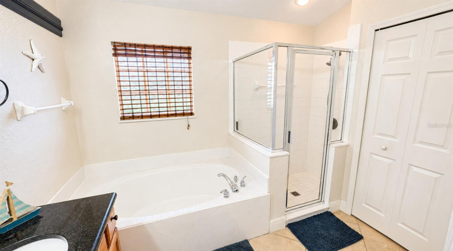 Davenport, Florida 33897, 5 Bedroom Bedrooms, ,3 Bathroombathrooms,Residential,For Sale,Belfry,0,Mfrg5116511