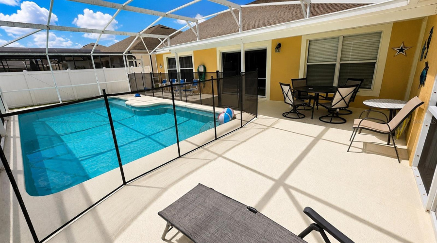 Davenport, Florida 33897, 5 Bedroom Bedrooms, ,3 Bathroombathrooms,Residential,For Sale,Belfry,0,Mfrg5116511