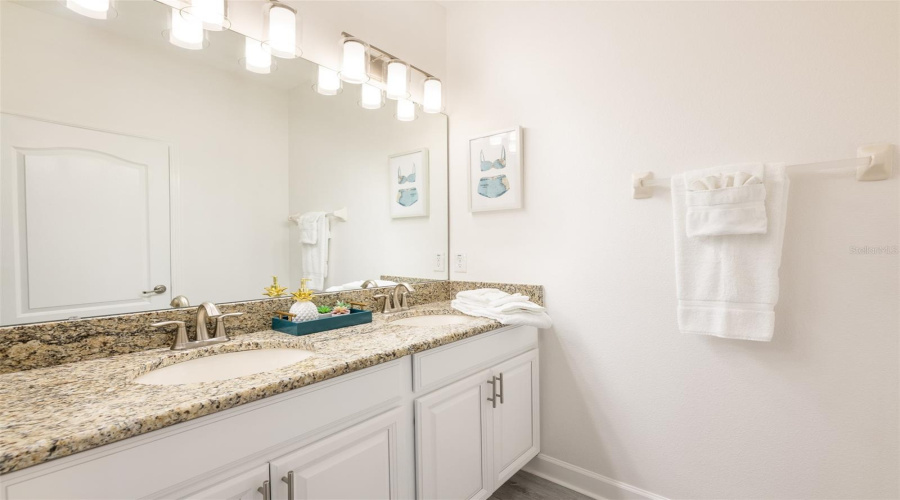 Kissimmee, Florida 34747, 5 Bedroom Bedrooms, ,4 Bathroombathrooms,Residential,For Sale,Cuban Palm,0,Mfro6436838