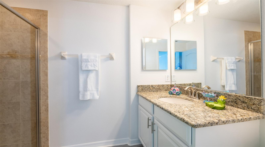 Kissimmee, Florida 34747, 5 Bedroom Bedrooms, ,4 Bathroombathrooms,Residential,For Sale,Cuban Palm,0,Mfro6436838