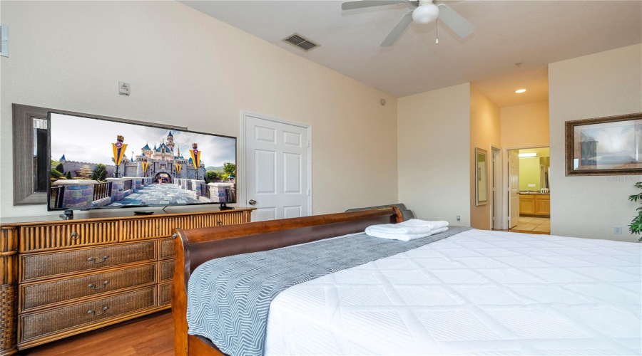Kissimmee, Florida 34747, 3 Bedroom Bedrooms, ,2 Bathroombathrooms,Residential,For Sale,Treasure Trove,0,Mfro6436613