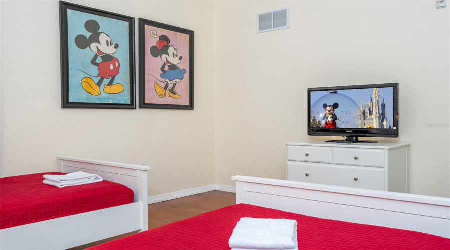 Kissimmee, Florida 34747, 3 Bedroom Bedrooms, ,2 Bathroombathrooms,Residential,For Sale,Treasure Trove,0,Mfro6436613
