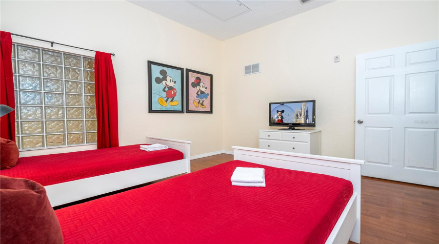 Kissimmee, Florida 34747, 3 Bedroom Bedrooms, ,2 Bathroombathrooms,Residential,For Sale,Treasure Trove,0,Mfro6436613