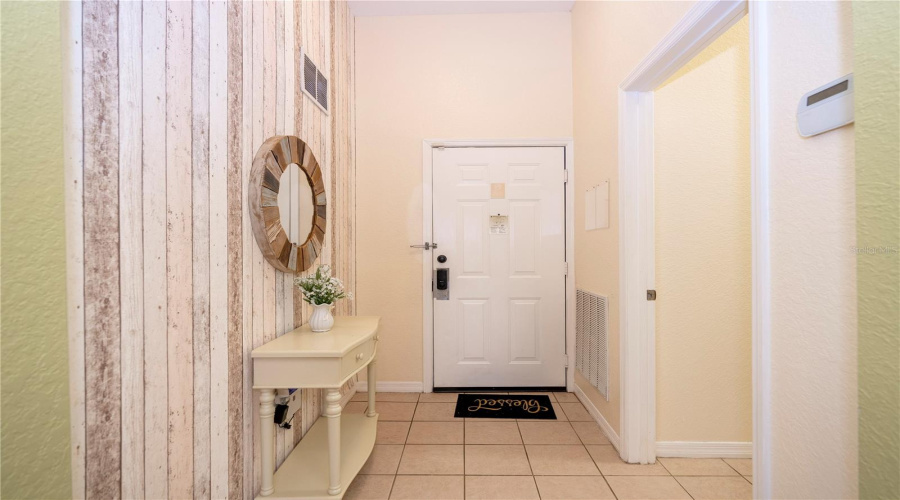Kissimmee, Florida 34747, 3 Bedroom Bedrooms, ,2 Bathroombathrooms,Residential,For Sale,Treasure Trove,0,Mfro6436613