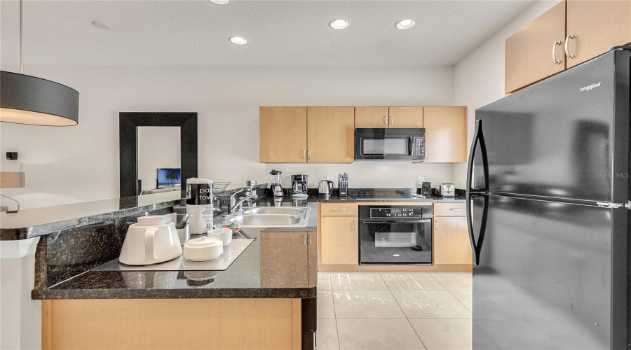 Kissimmee, Florida 34747, 2 Bedroom Bedrooms, ,2 Bathroombathrooms,Residential,For Sale,Bird Of Paradise,0,Mfro6436878