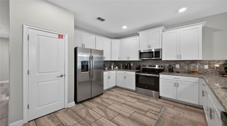 Champions Gate, Florida 33896, 8 Bedroom Bedrooms, ,5 Bathroombathrooms,Residential,For Sale,Stinger,0,Mfrs5156202