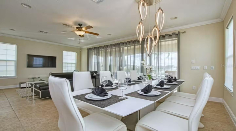 Kissimmee, Florida 34747, 5 Bedroom Bedrooms, ,5 Bathroombathrooms,Residential,For Sale,Loxahatchee,0,Mfro6437021