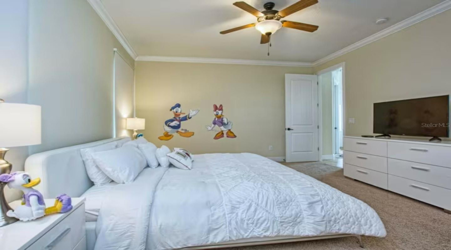 Kissimmee, Florida 34747, 5 Bedroom Bedrooms, ,5 Bathroombathrooms,Residential,For Sale,Loxahatchee,0,Mfro6437021