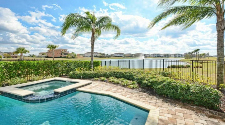 Kissimmee, Florida 34747, 5 Bedroom Bedrooms, ,5 Bathroombathrooms,Residential,For Sale,Loxahatchee,0,Mfro6437021