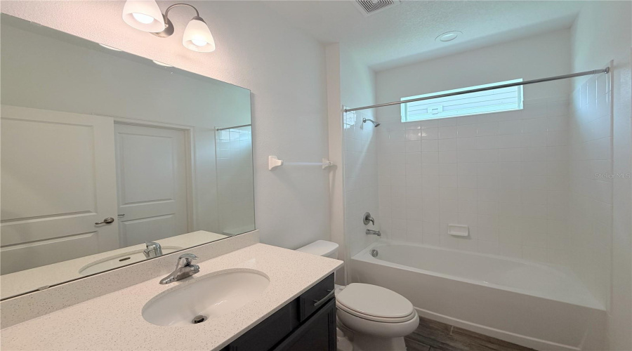 Davenport, Florida 33837, 4 Bedroom Bedrooms, ,3 Bathroombathrooms,Residential,For Sale,Yorkdale,0,Mfro6437253