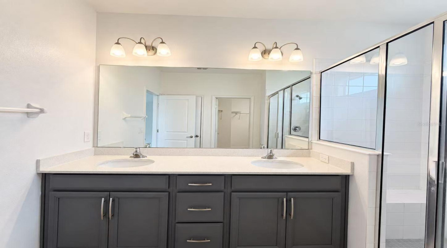 Davenport, Florida 33837, 4 Bedroom Bedrooms, ,3 Bathroombathrooms,Residential,For Sale,Yorkdale,0,Mfro6437253