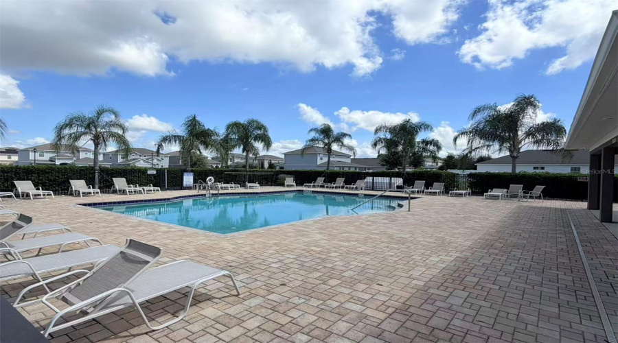 Davenport, Florida 33837, 4 Bedroom Bedrooms, ,3 Bathroombathrooms,Residential,For Sale,Yorkdale,0,Mfro6437253
