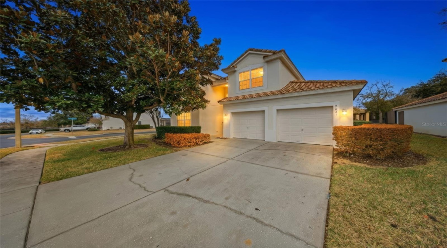 Kissimmee, Florida 34747, 5 Bedroom Bedrooms, ,5 Bathroombathrooms,Residential,For Sale,Archfeld,0,Mfro6383513