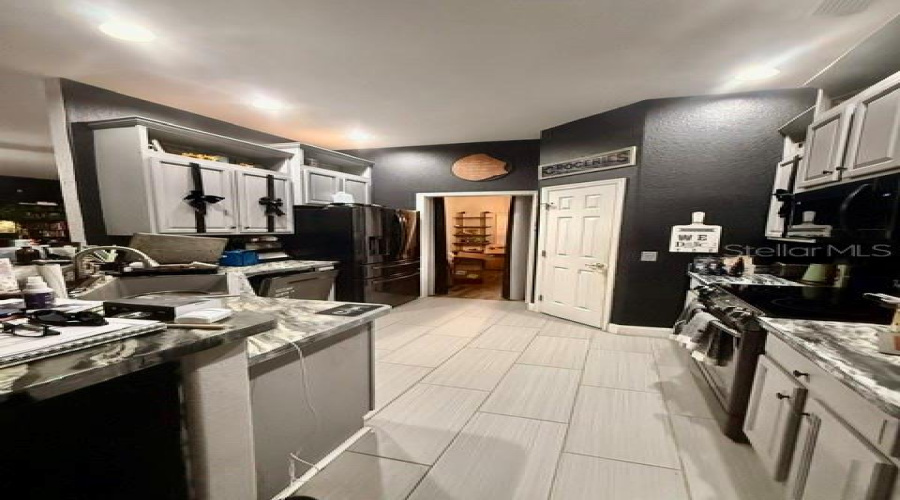 Davenport, Florida 33837, 3 Bedroom Bedrooms, ,2 Bathroombathrooms,Residential,For Sale,Lemon,0,Mfrp4939702