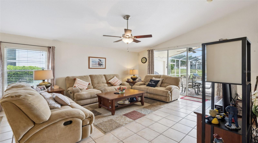 Davenport, Florida 33897, 4 Bedroom Bedrooms, ,2 Bathroombathrooms,Residential,For Sale,Troon Circle,0,Mfrs5147538
