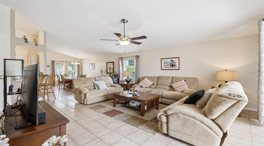 Davenport, Florida 33897, 4 Bedroom Bedrooms, ,2 Bathroombathrooms,Residential,For Sale,Troon Circle,0,Mfrs5147538